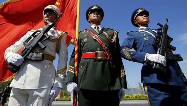 Офицеры во время репетиции военного парада в Пекине - 俄罗斯卫星通讯社