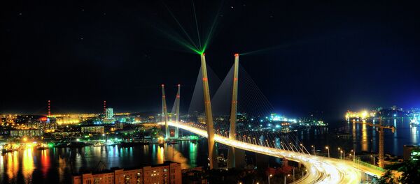 Россия. Владивосток. Мост через бухту Золотой рог. - 俄羅斯衛星通訊社