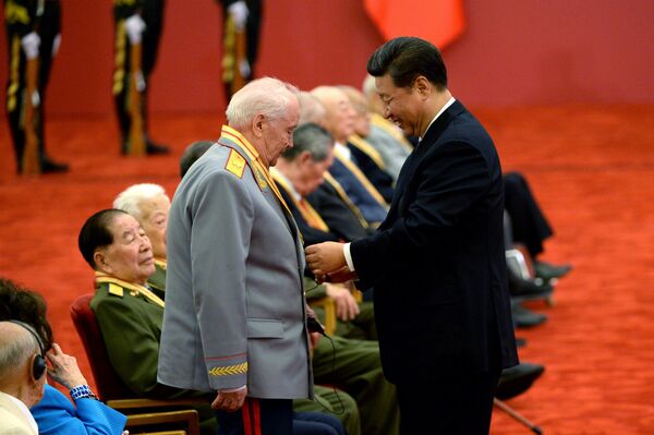 中国人民抗日战争胜利70周年纪念章颁发仪式在京隆重举行 中国人民抗日战争胜利70周年纪念章颁发仪式在京隆重举行 - 俄罗斯卫星通讯社