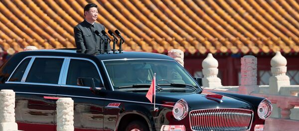 Председатель Китайской Народной Республики Си Цзиньпин перед началом военного парада по случаю 70-летия окончания Второй мировой войны - 俄罗斯卫星通讯社