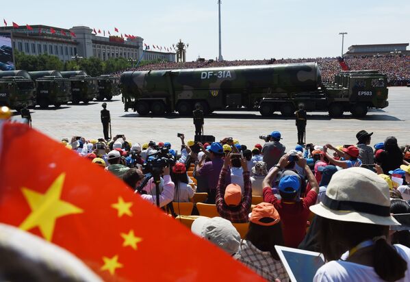 北京纪念二战胜利70周年阅兵式上的武器装备 - 俄罗斯卫星通讯社