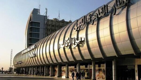 開羅機場為防止涉嫌貪污者潛逃加強監控 - 俄羅斯衛星通訊社