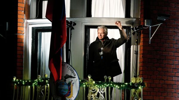 Julian Assange - 俄羅斯衛星通訊社