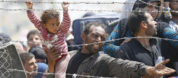 法国总理：欧洲应加强对外部边界的监控 否则“申根”将会崩溃 - 俄罗斯卫星通讯社