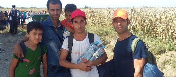 媒体:超过1万难民19日抵达奥地利 媒体:超过1万难民19日抵达奥地利 - 俄罗斯卫星通讯社