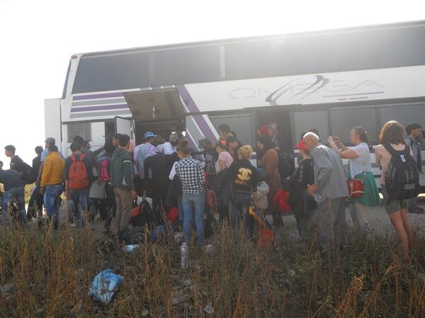 希臘萊斯沃斯市長:歐盟在處理難民問題上沒有統一的政策 希臘萊斯沃斯市長:歐盟在處理難民問題上沒有統一的政策 - 俄羅斯衛星通訊社