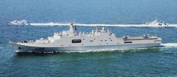 华媒：中国自主研制的首型两栖攻击舰25日下水 - 俄罗斯卫星通讯社