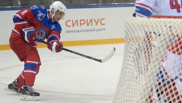 普京在夜间冰球联赛的表演赛中独中七元 - 俄罗斯卫星通讯社
