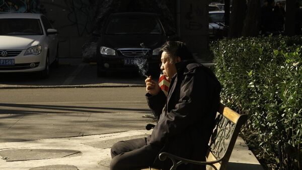 三分之一的中國年輕人或將死於吸煙 - 俄羅斯衛星通訊社