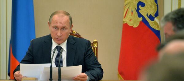 普京:俄羅斯已度過經濟危機高峰期 普京:俄羅斯已度過經濟危機高峰期 - 俄羅斯衛星通訊社