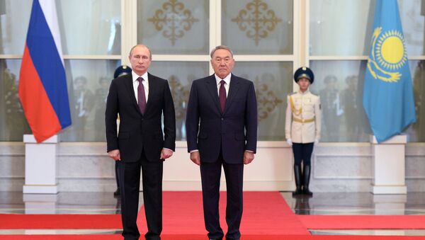 普京在纳扎尔巴耶夫总统官邸与其会晤 - 俄罗斯卫星通讯社