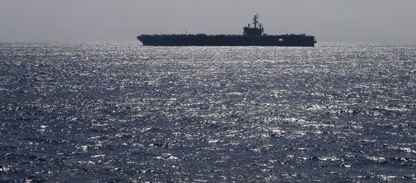 中國軍艦包圍美海軍航母照片曝光 - 俄羅斯衛星通訊社