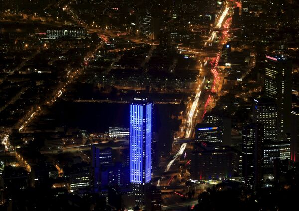 世界近300個地標性建築點亮藍燈紀念聯合國成立70週年 - 俄羅斯衛星通訊社