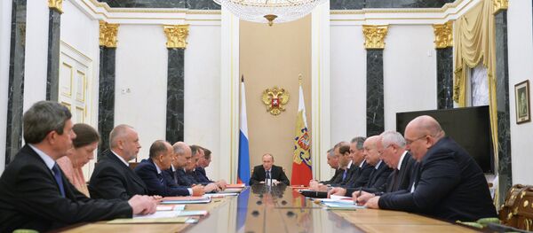 普京：國際武器市場中的競爭明顯加劇 - 俄羅斯衛星通訊社