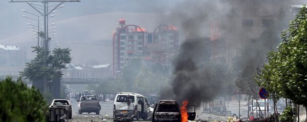 Взрыв автомобиля у парламента в Кабуле - 俄羅斯衛星通訊社