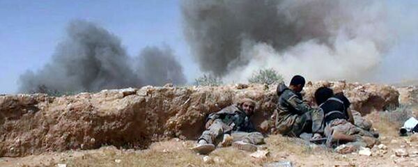 “伊斯蘭國”武裝分子根據美國要求被允許撤離敘利亞拉卡 - 俄羅斯衛星通訊社