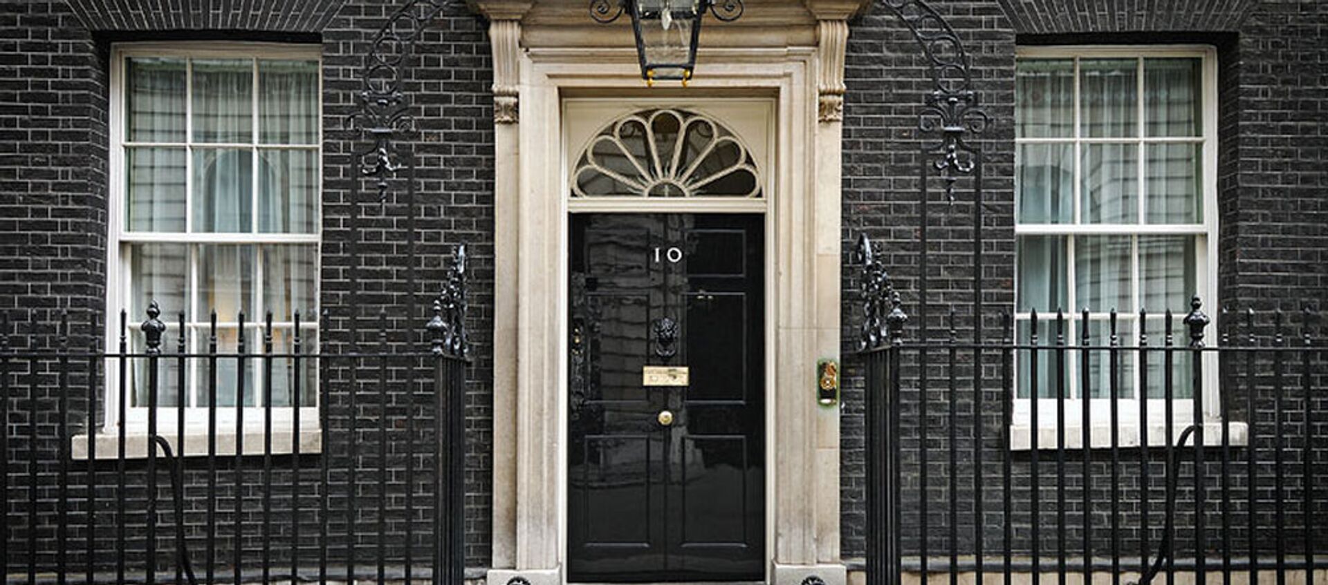 唐宁街10号 (英国首相官邸) - 俄罗斯卫星通讯社, 1920, 20.11.2021