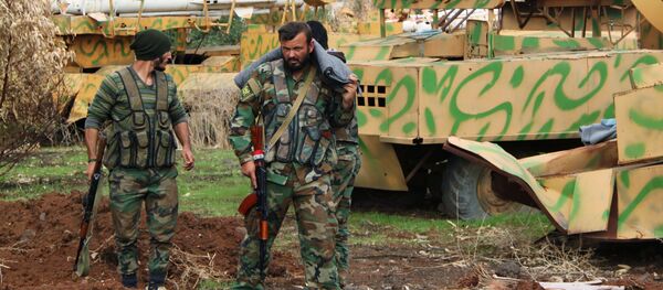 敘利亞軍人，德拉市 - 俄羅斯衛星通訊社