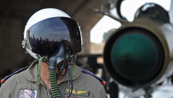 Сирийский летчик на авиабазе Хама в Сирии - 俄羅斯衛星通訊社