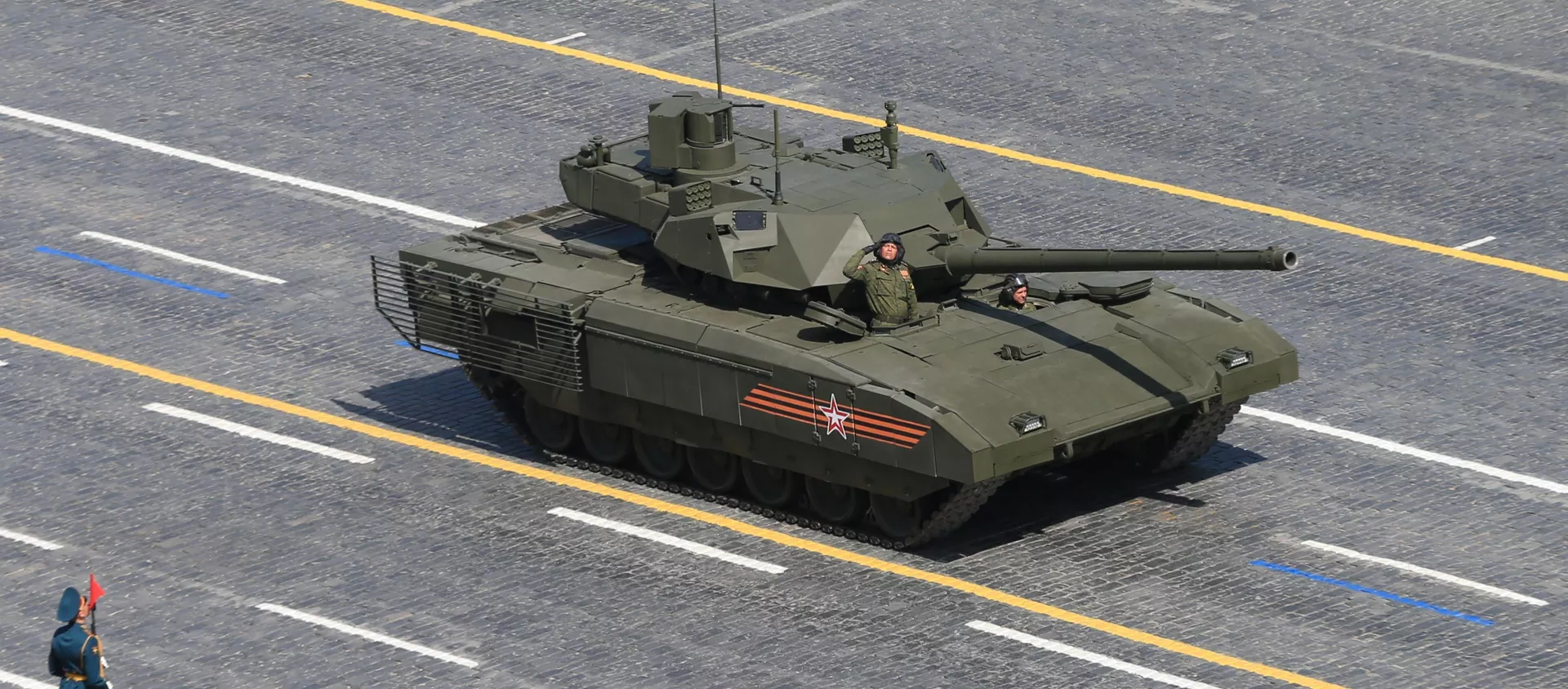 Танк Т-14 на гусеничной платформе Армата во время военного парада - 俄羅斯衛星通訊社, 1920, 30.11.2020