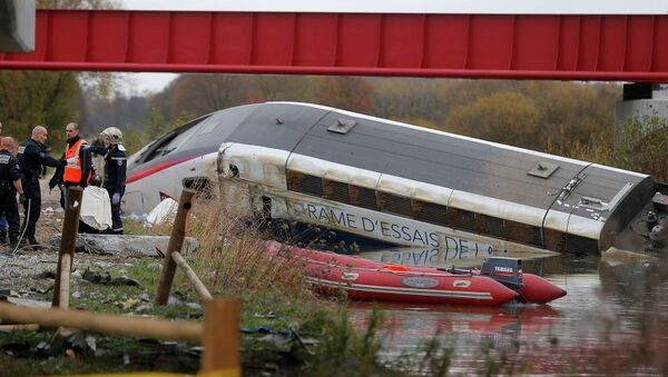 法國國家鐵路公司總裁：法國火車事故仍未查出原因 - 俄羅斯衛星通訊社