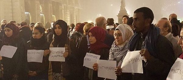 媒体：穆斯林网络快闪谴责恐怖分子 黑客誓言向袭击者复仇 - 俄罗斯卫星通讯社