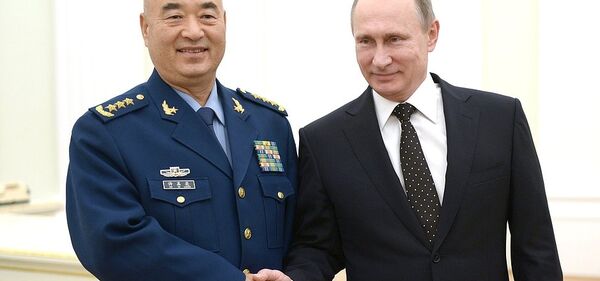 俄羅斯總統普京與中共中央軍委副主席許其亮 - 俄羅斯衛星通訊社
