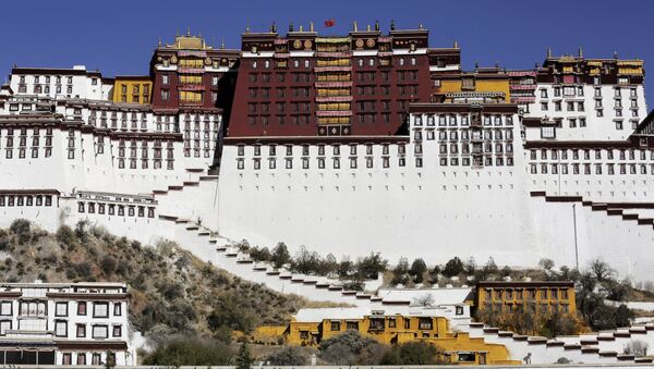 中國外交部：中方堅決反對美簽署《西藏旅行對等法》 - 俄羅斯衛星通訊社