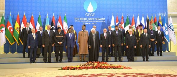 普京表示，俄罗斯将扩大对东方的天然气出口，与中国和印度的合作在顺利进行 - 俄罗斯卫星通讯社