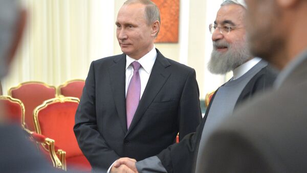 普京和鲁哈尼在德黑兰举行会谈 - 俄罗斯卫星通讯社