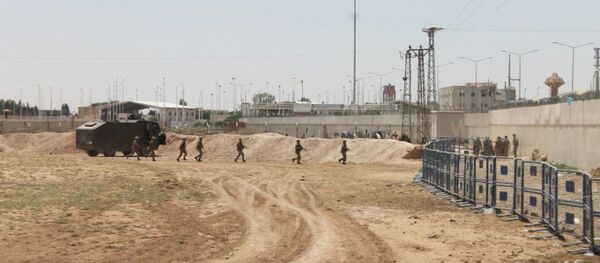 土耳其需關閉與敘利亞的邊界 否則與“伊斯蘭國”(又稱達伊沙)的鬥爭可拖延 土耳其需關閉與敘利亞的邊界 否則與“伊斯蘭國”(又稱達伊沙)的鬥爭可拖延 - 俄羅斯衛星通訊社