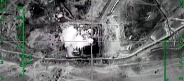 兩個月來俄戰機炸毀伊斯蘭國在敘境內控制的32處石油加工設施 兩個月來俄戰機炸毀伊斯蘭國在敘境內控制的32處石油加工設施 - 俄羅斯衛星通訊社