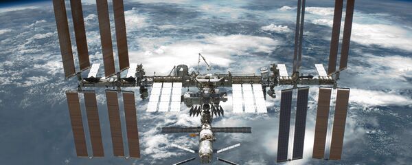 俄航天局:“联盟TMA-19M”飞船已以手动模式与国际空间站对接 俄航天局:“联盟TMA-19M”飞船已以手动模式与国际空间站对接 - 俄罗斯卫星通讯社