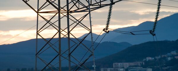 Линии электропередач в окрестностях села Партизанское в Крыму - 俄罗斯卫星通讯社