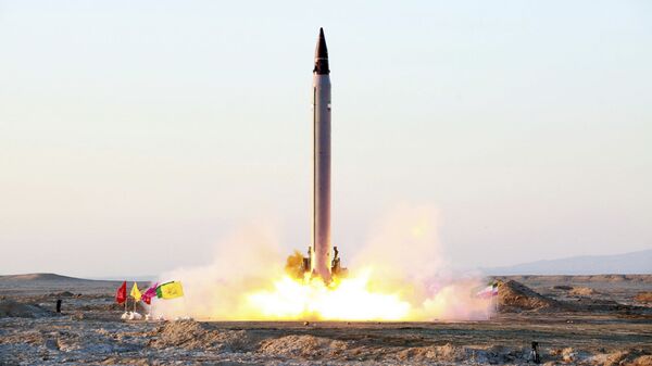 伊朗军方军演开始阶段成功发射两枚导弹 - 俄罗斯卫星通讯社