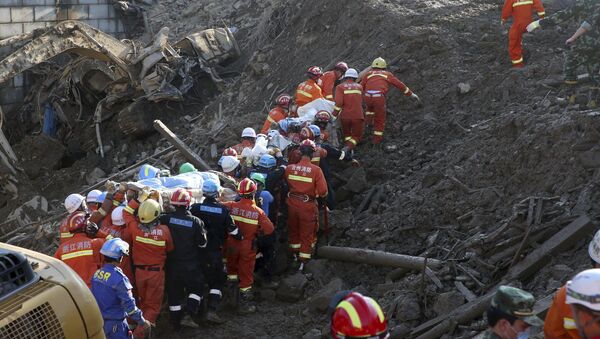 习近平对深圳山体滑坡救援工作作出指示 要求尽力减少人员伤亡 - 俄罗斯卫星通讯社