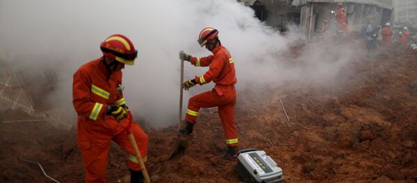 在四川山体滑坡中141人失踪，两人获救 - 俄罗斯卫星通讯社
