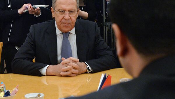 拉夫羅夫 - 俄羅斯衛星通訊社