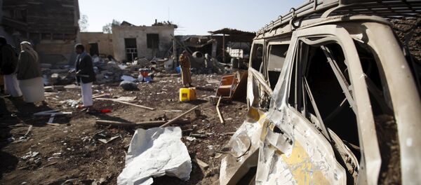 也门一场葬礼遭阿拉伯联盟空袭，造成至少45人死亡 - 俄罗斯卫星通讯社