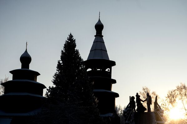诺夫哥罗德地区的“维托斯拉夫利齐”民族木房博物馆 - 俄罗斯卫星通讯社