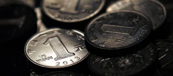 顧客用硬幣買車 16個人數了3天 顧客用硬幣買車 16個人數了3天 - 俄羅斯衛星通訊社