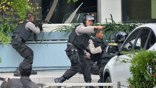 警方：印尼逮捕第三名7月恐袭共犯 - 俄罗斯卫星通讯社