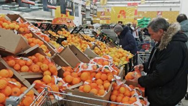 伊朗駐俄大使：伊俄討論為伊朗蔬菜水果開通綠色走廊問題 - 俄羅斯衛星通訊社