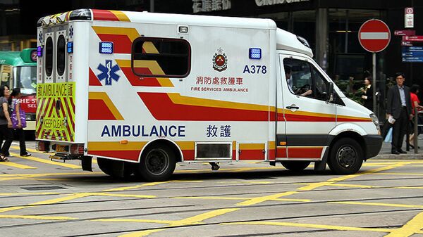 上海一辆大巴车撞上高架桥造成20多人受伤 - 俄罗斯卫星通讯社