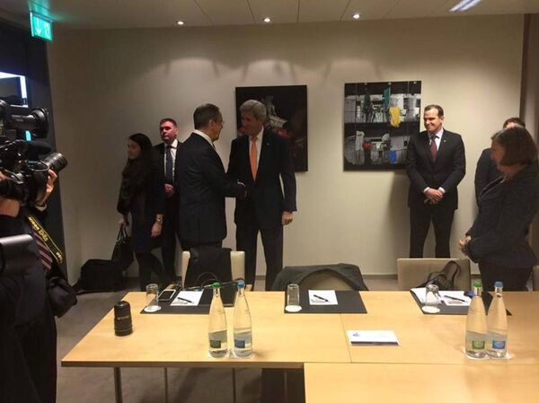 克里與拉夫羅夫 克里與拉夫羅夫 - 俄羅斯衛星通訊社