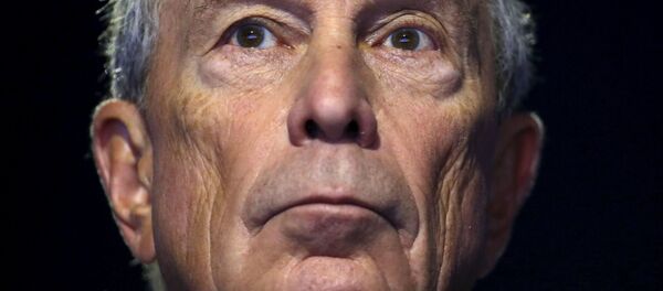 前纽约市长布隆伯格拟每月付2500美元“买好评” - 俄罗斯卫星通讯社