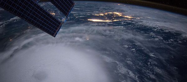 宇航员推特晒暴风雪笼罩美国东部的太空照片 宇航员推特晒暴风雪笼罩美国东部的太空照片 - 俄罗斯卫星通讯社