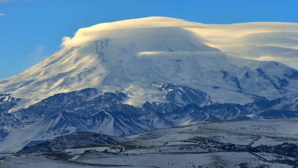 厄爾布魯士山，北高加索 - 俄羅斯衛星通訊社