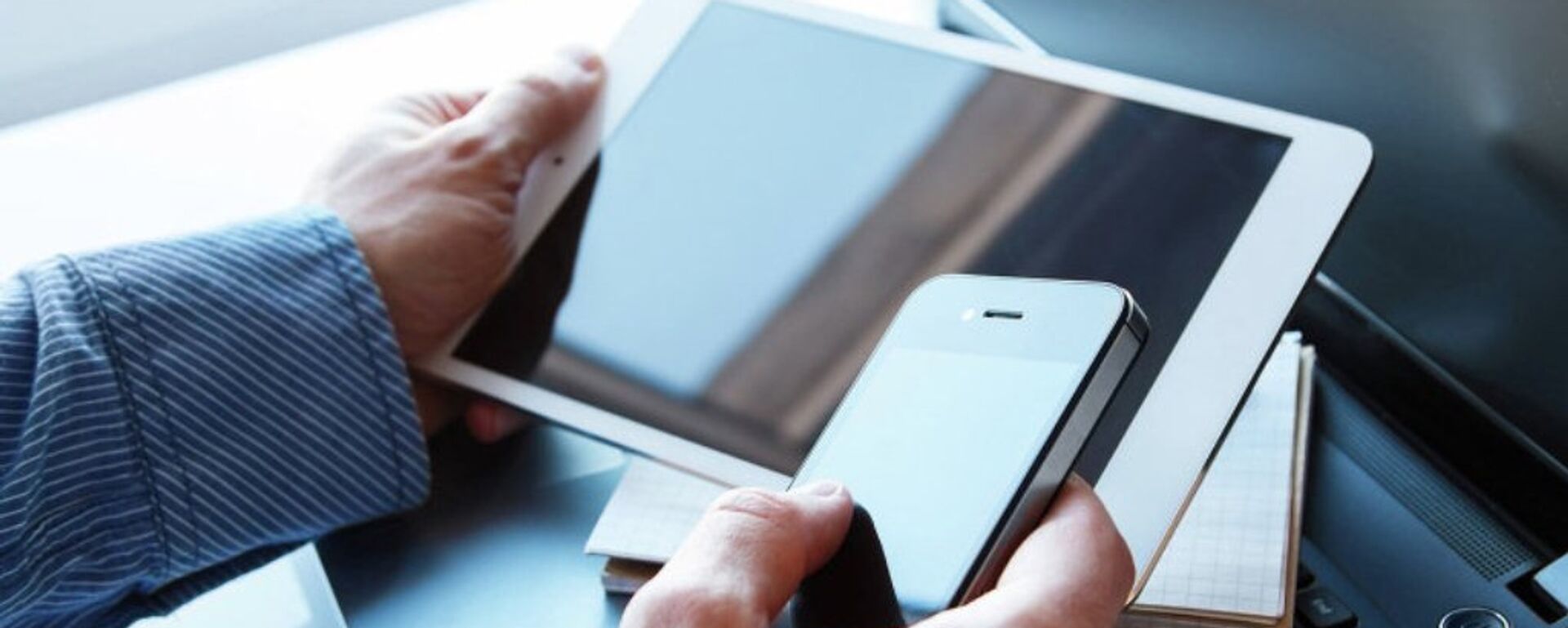 法媒：奢侈品不顧西方制裁仍像之前一樣被運往俄羅斯 - 俄羅斯衛星通訊社, 1920, 25.12.2022