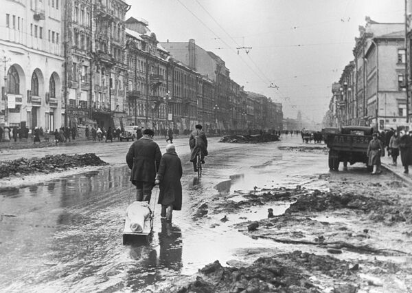 大围困期间的涅瓦大街，1942年 - 俄罗斯卫星通讯社